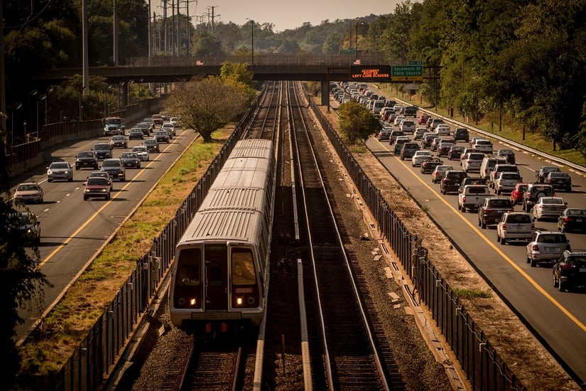 commute66-cars-metro-lanes.jpg