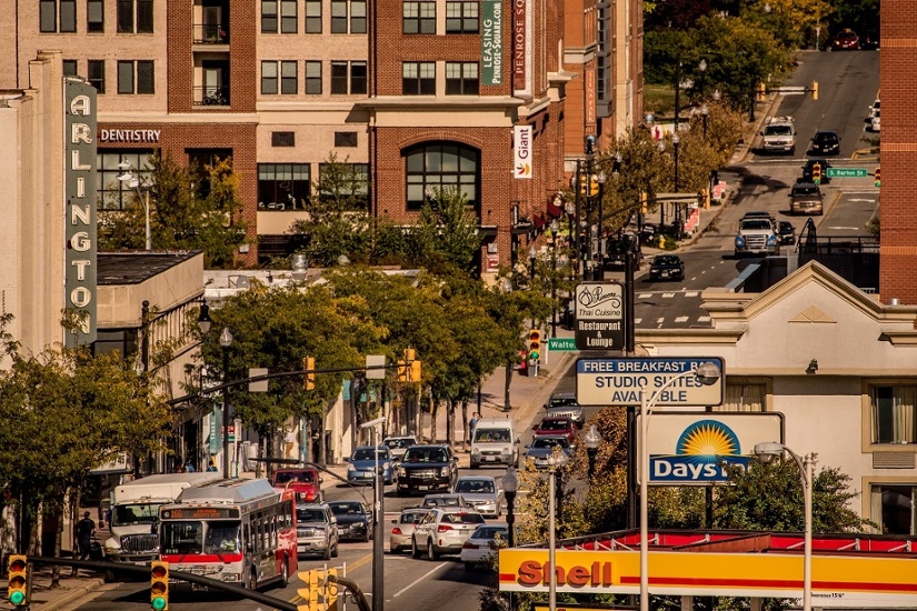 Columbia-Pike-Drafthouse-Daytime