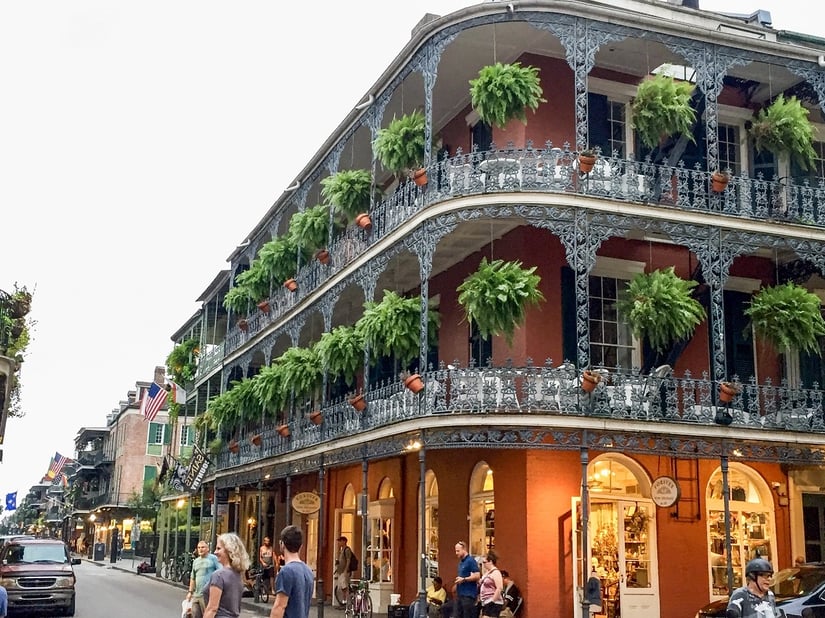 NOLA-walking-city-balcony.jpg