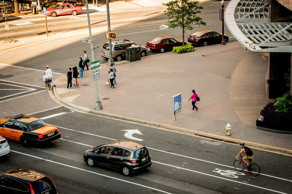 bike-lane-cars-side-by-side