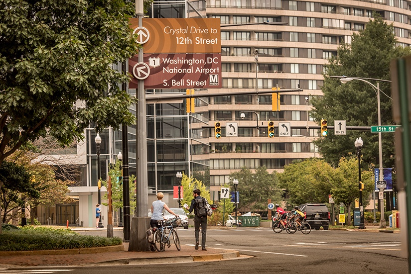 biker-pedestrian-crystal-city.jpg