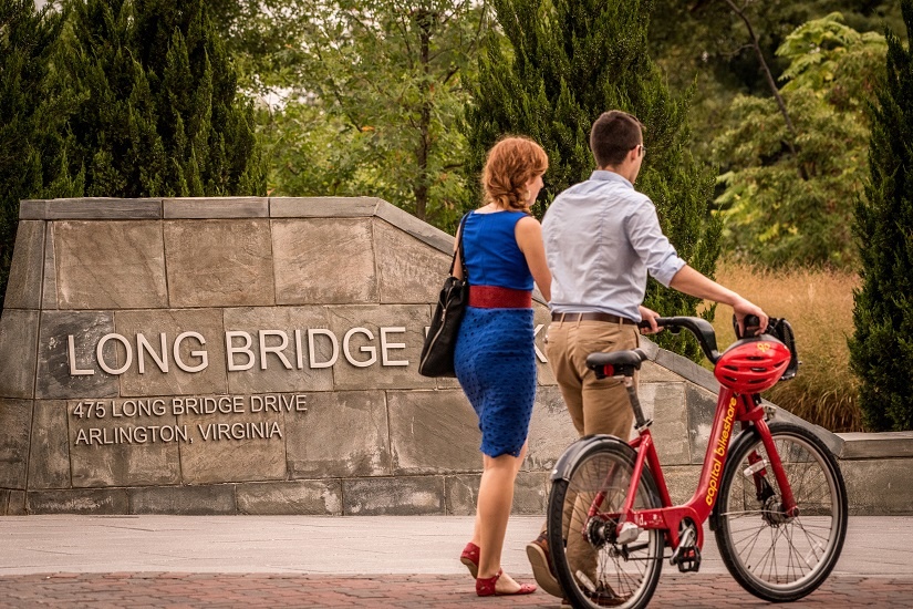 long-bridge-park-bike-walk