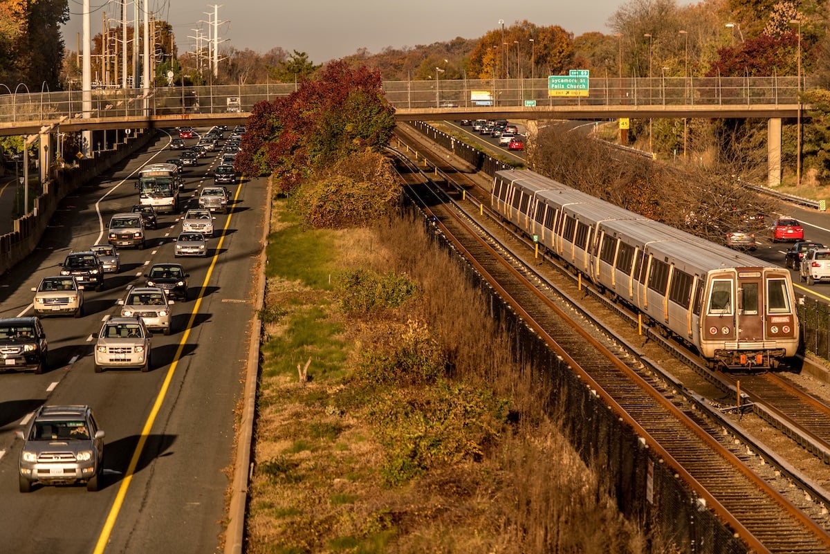 metro-and-traffic-i66