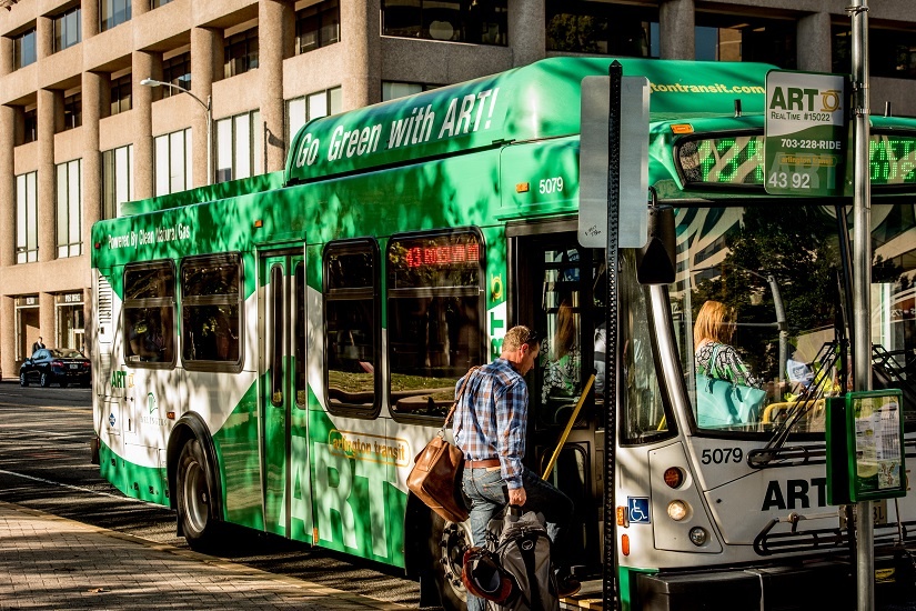 passenger-with-bags-art-bus-43-.jpg