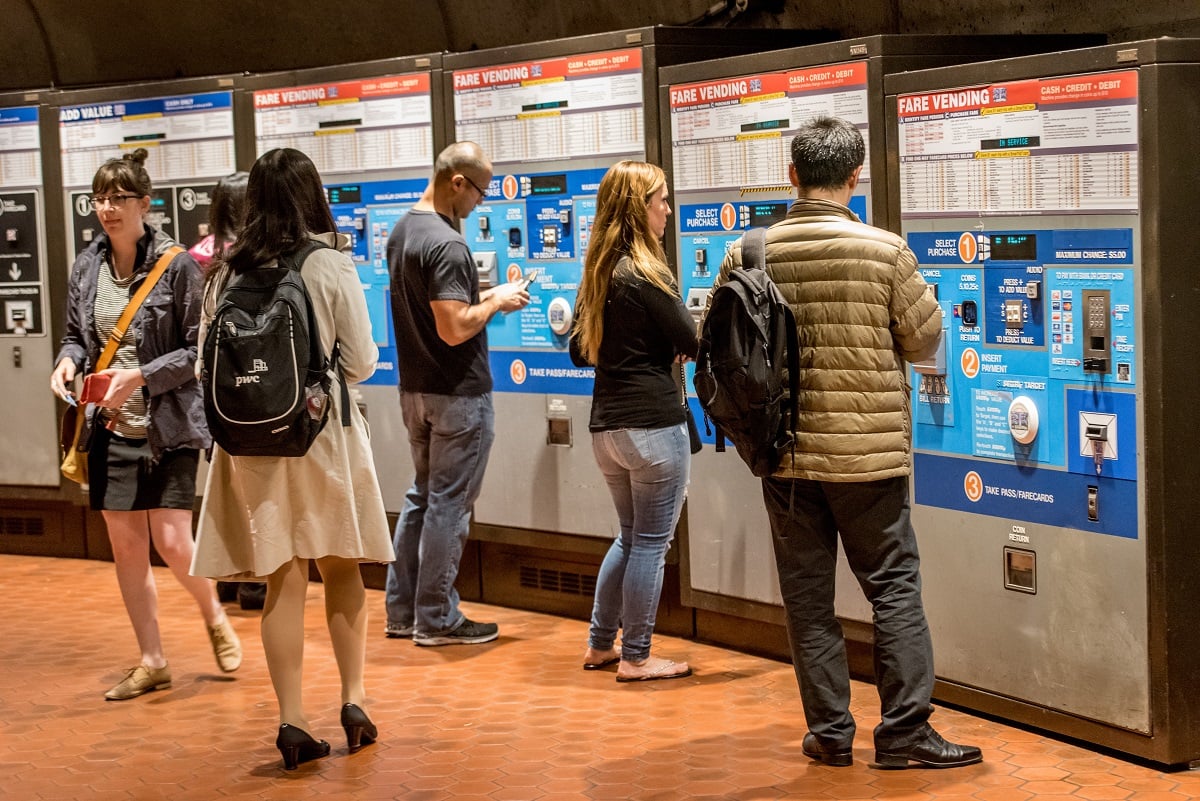 smartrip-card-kiosks-fare-machines