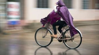 Biking in the Rain - from http://www.amateurendurance.com/cycling/article/rainy-day-cycling-tips/