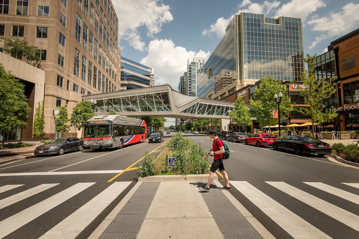 ballston-overpass-and-pedestrian