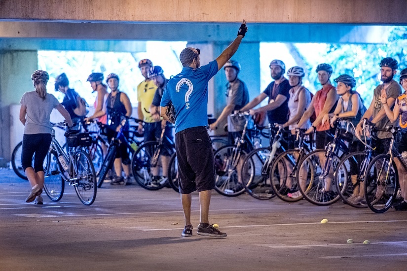 bicycle-training-class-and-teacher