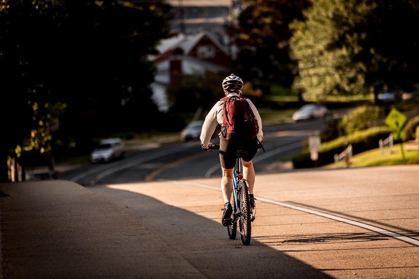 biker-red-backpack-downhill