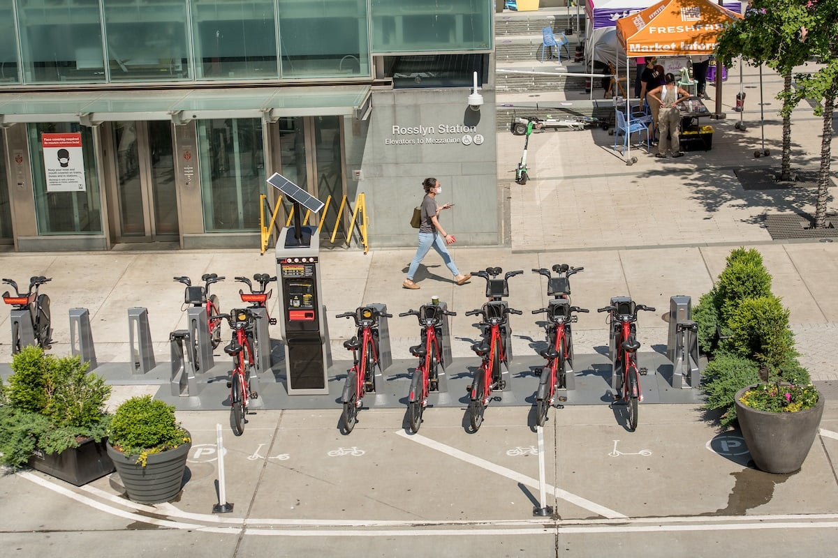 capital-bikeshare-station-in-rosslyn