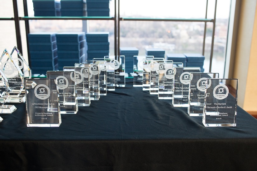 champions-2016-awards-on-tables