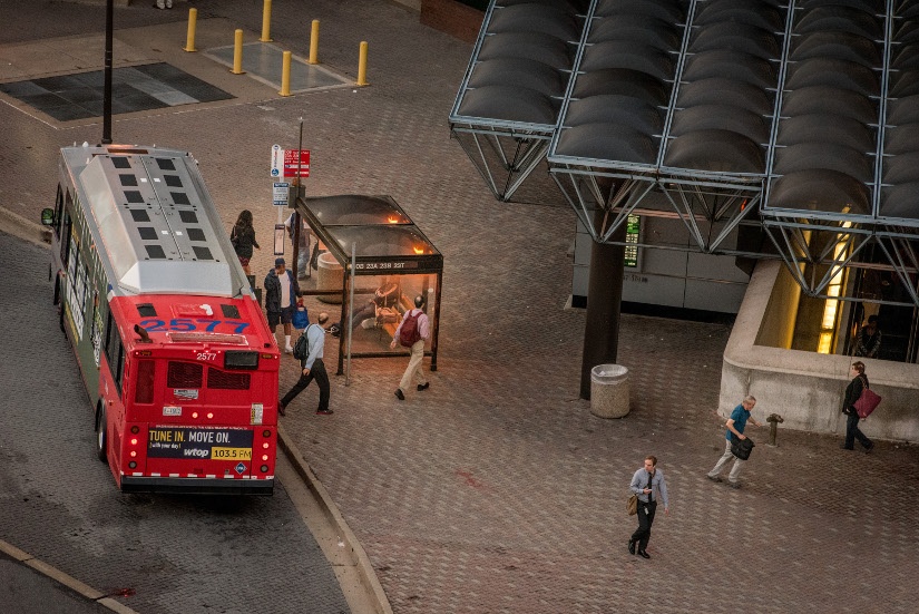 ballston-metro-bus