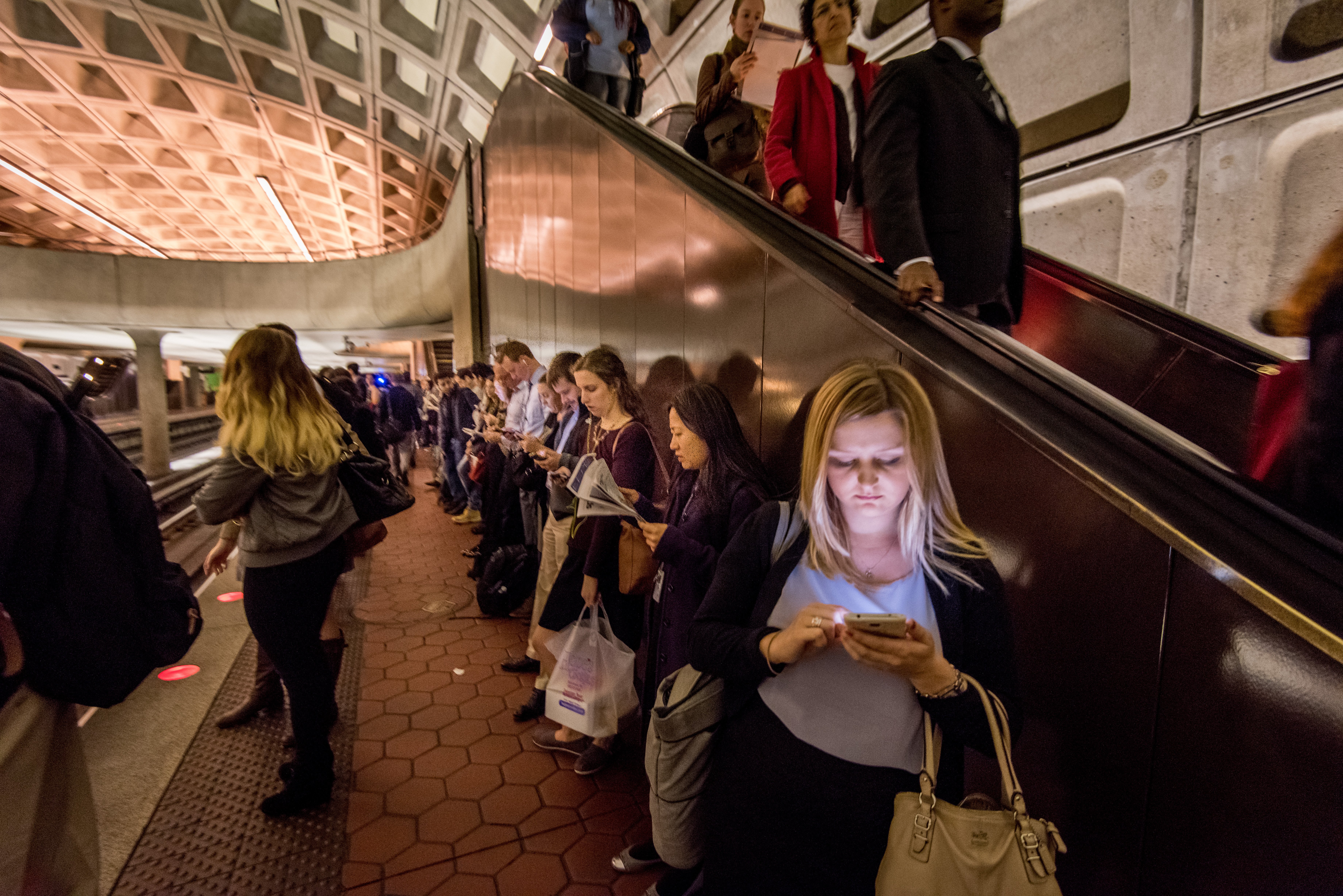 2025 Favorite Commute Reads and Podcasts