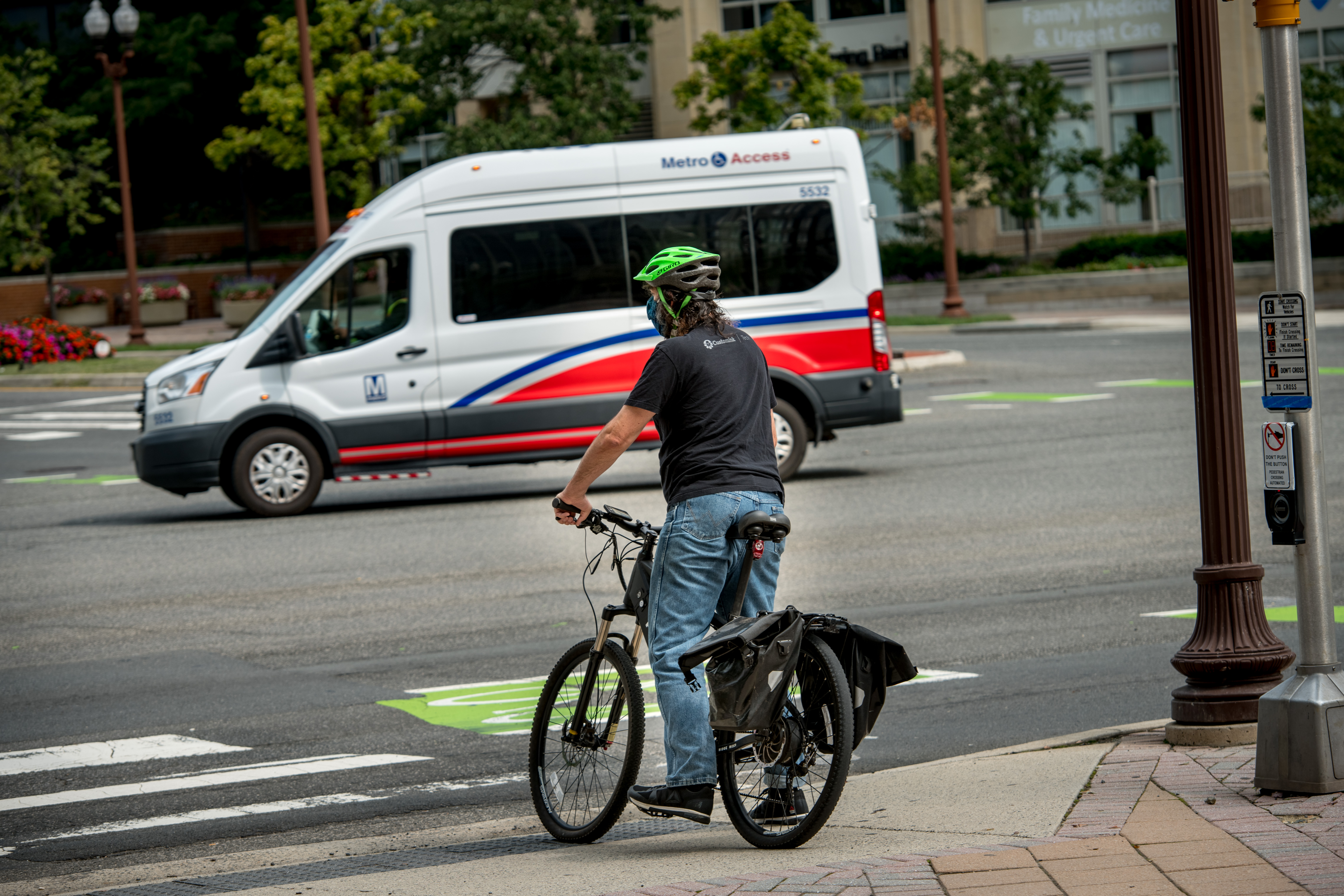 Getting Around Arlington: Paratransit Programs You Should Know